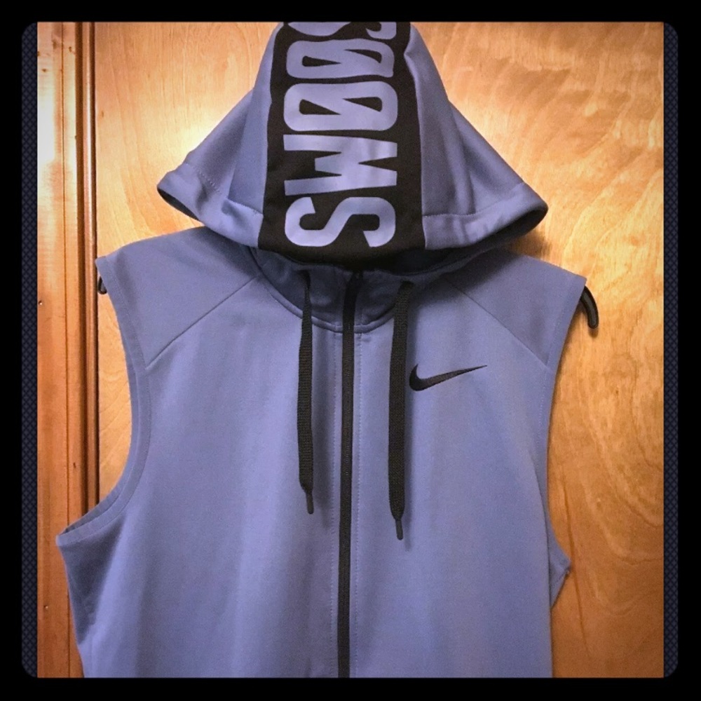 Nike Therma Repel Dri-Fit Hooded Vest Small